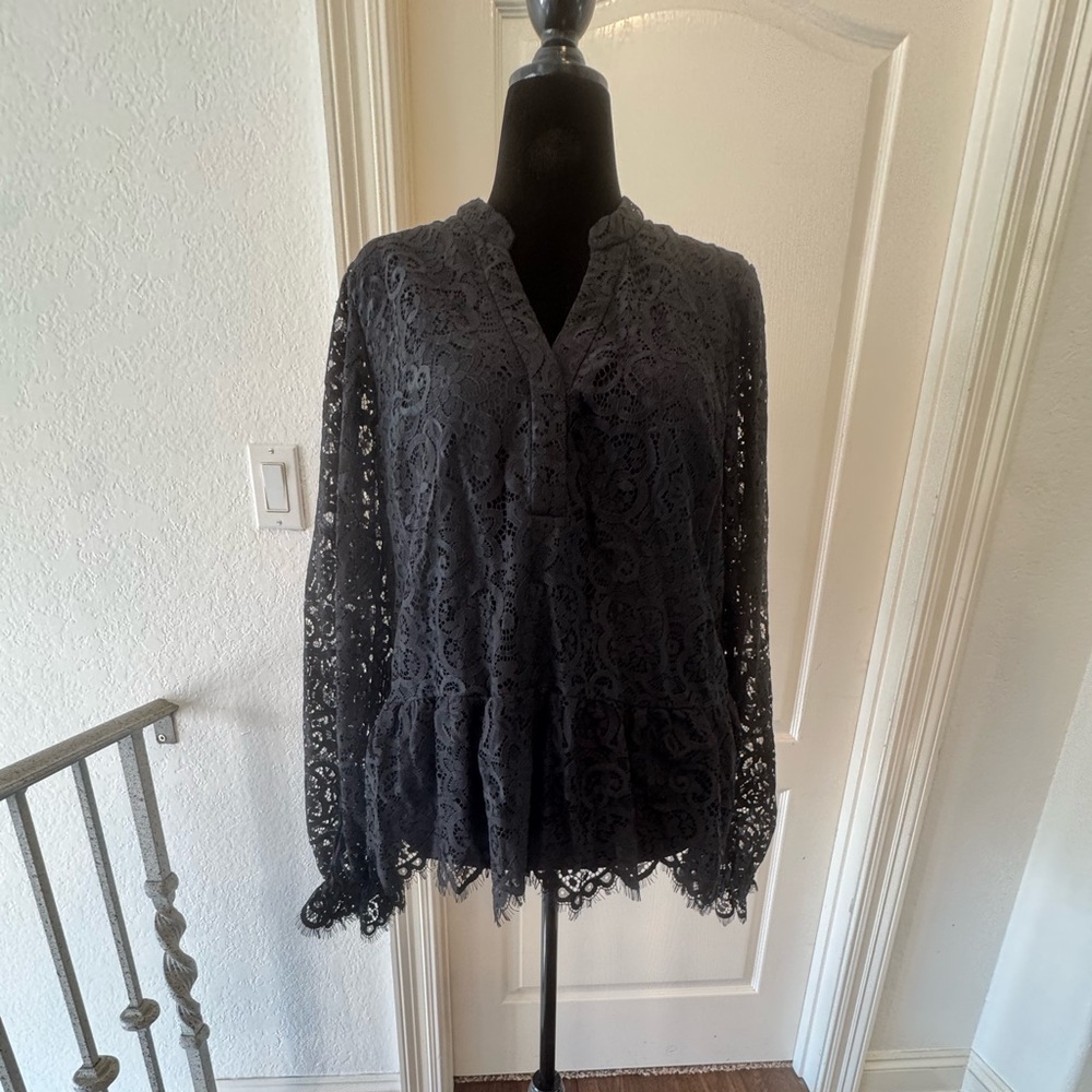 Lilly Pulitzer Sz XL Jacelynne Black Lace Top Peplum Ruffle Onyx - Picture 5 of 10